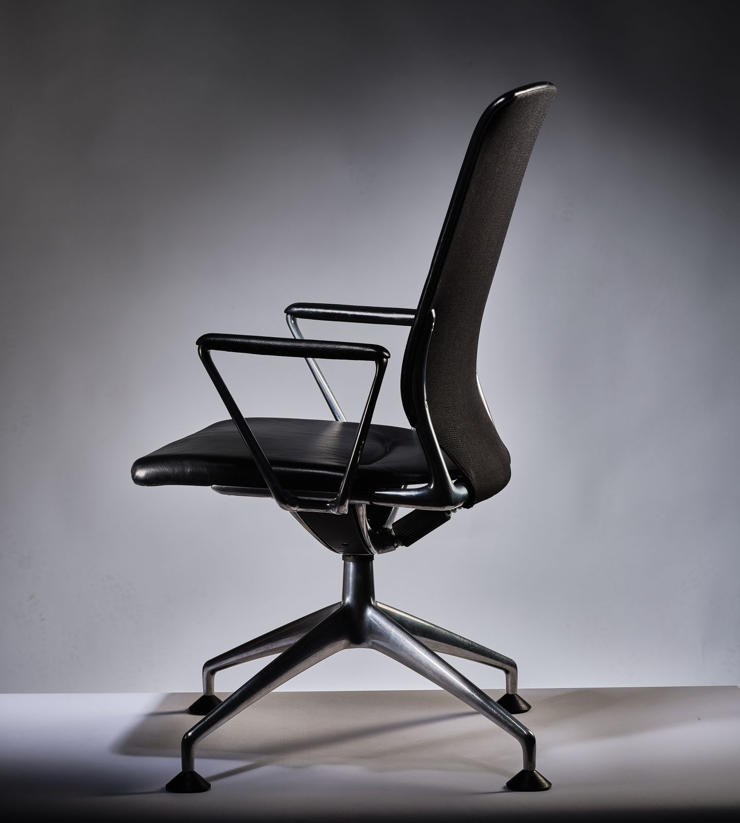 Black Leather Vitra Meda Conference Office Desk Chair By Alberto Meda, Circa 2000 photo for sale