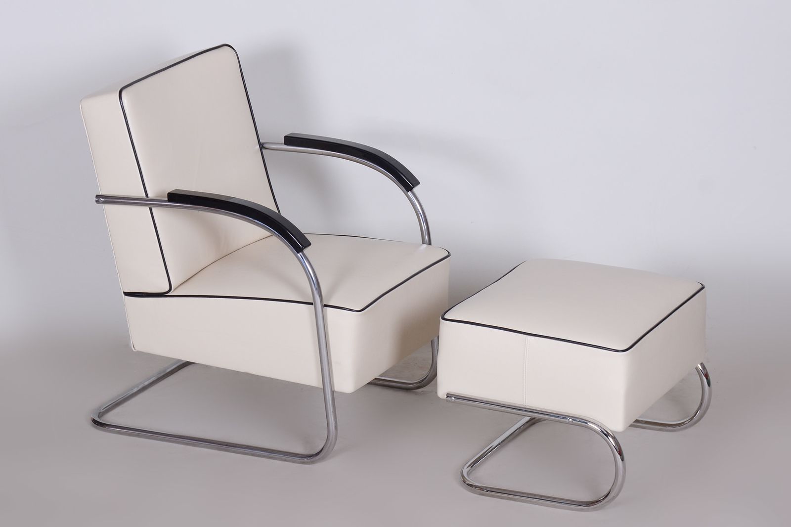 White Mucke Melder Armchair Set 1930s Czechia