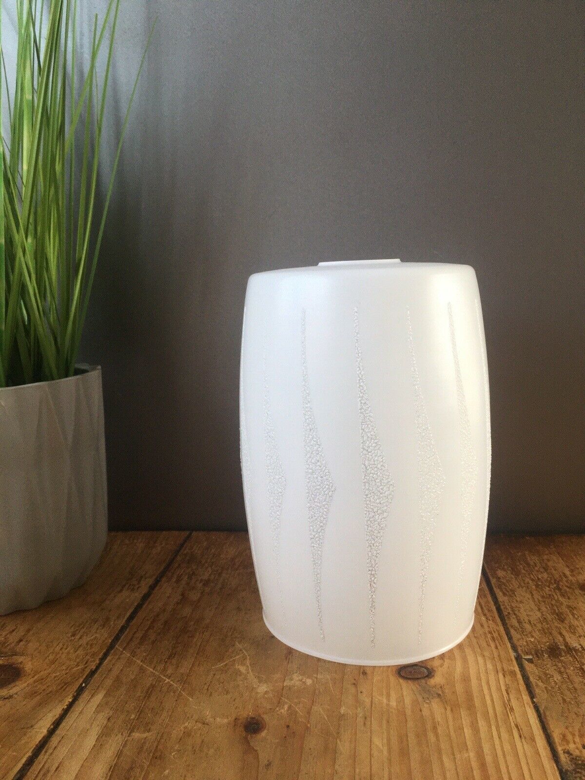 Retro 70's Clear & White Geometrical Chevron Light Lamp Shade Mid Century Modern photo furniture