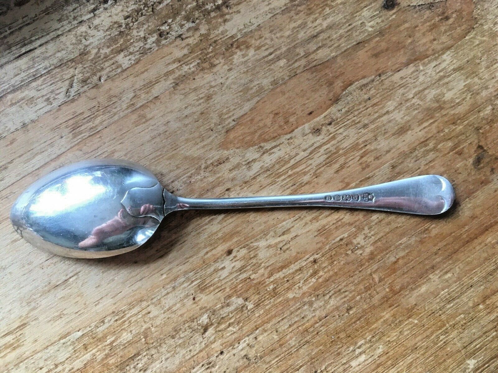 photo vintage Antique C1872 91 Silver Plated Thomas White Of Sheffield 5 Egg Cup Set On Stand