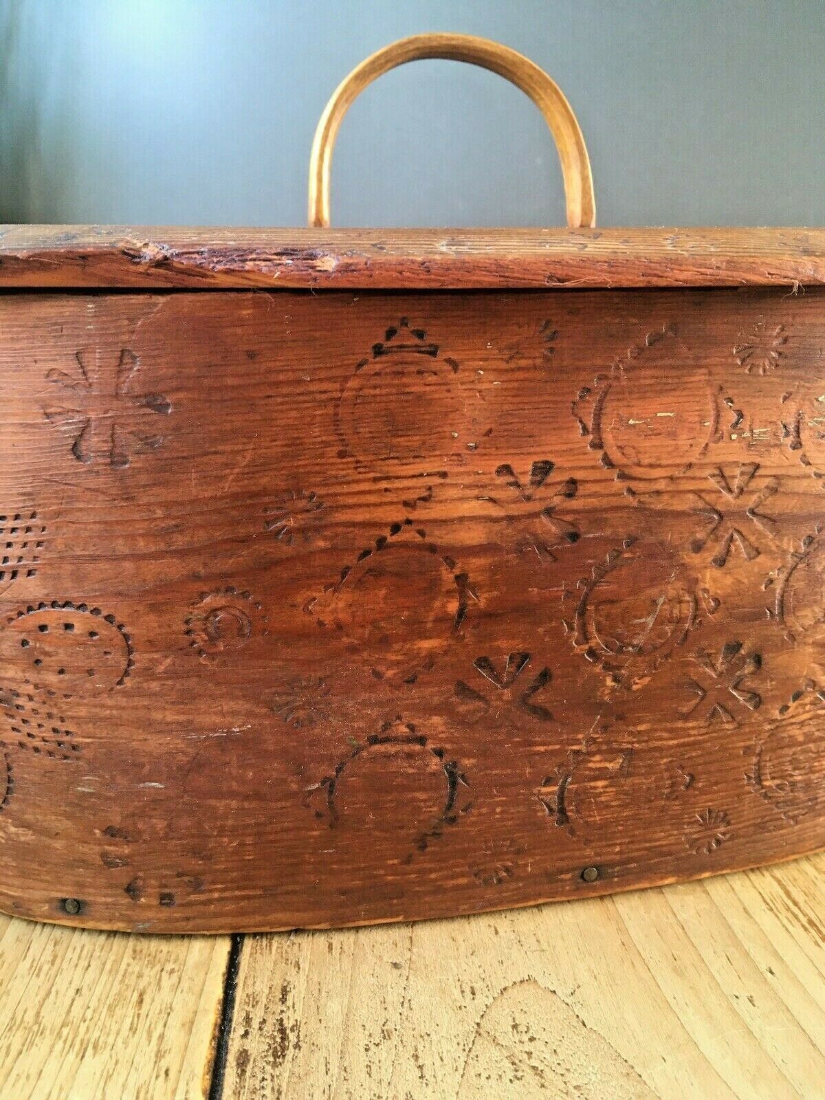 Large Antique 19th C Norwegian Tine Bentwood Folk Art Pokerwork Box Scandinavian photo 295.0