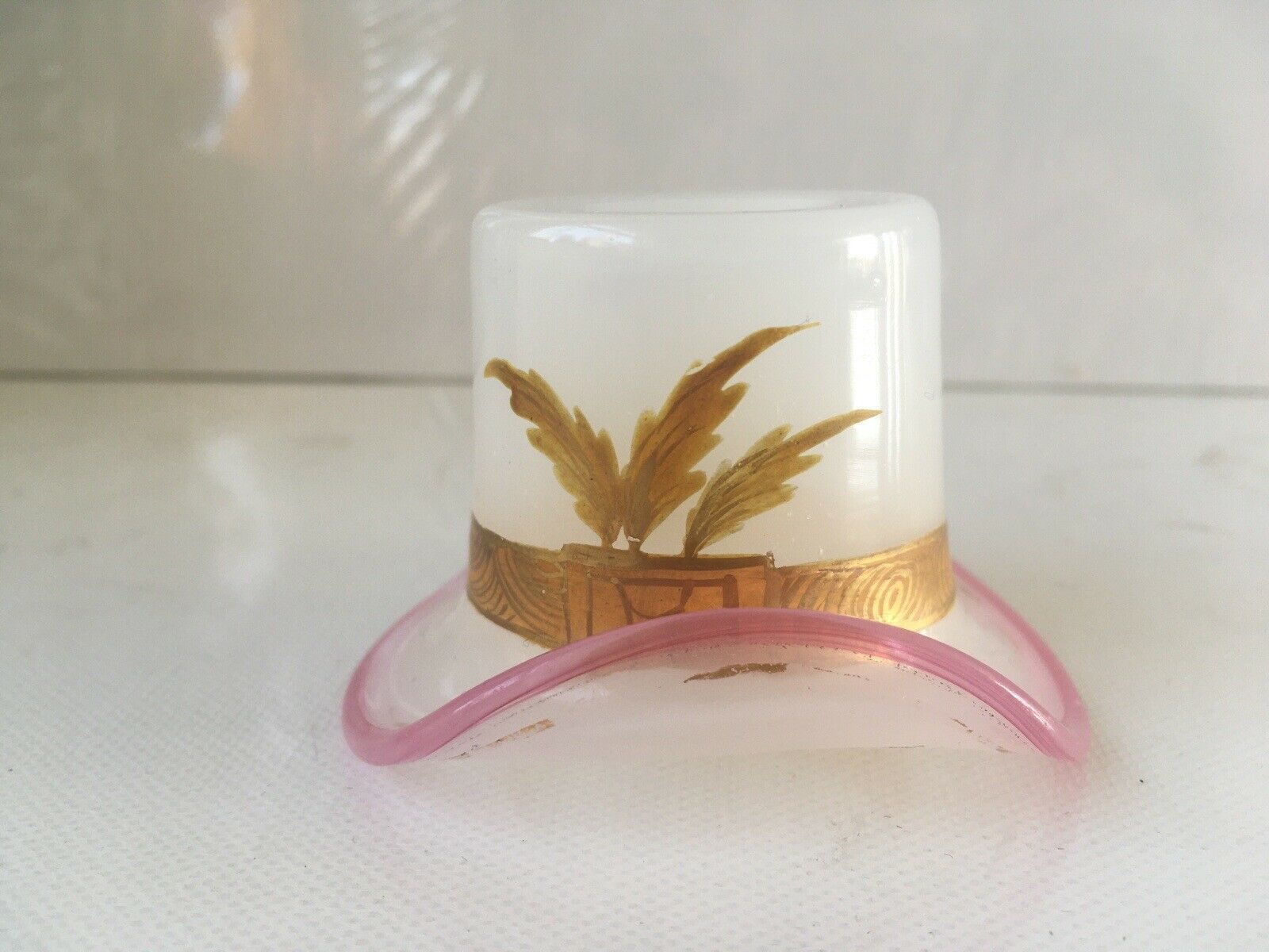 Superb Antique Miniature Opalescent Glass Top Hat Vase Eye Bath Match Holder photo vintage