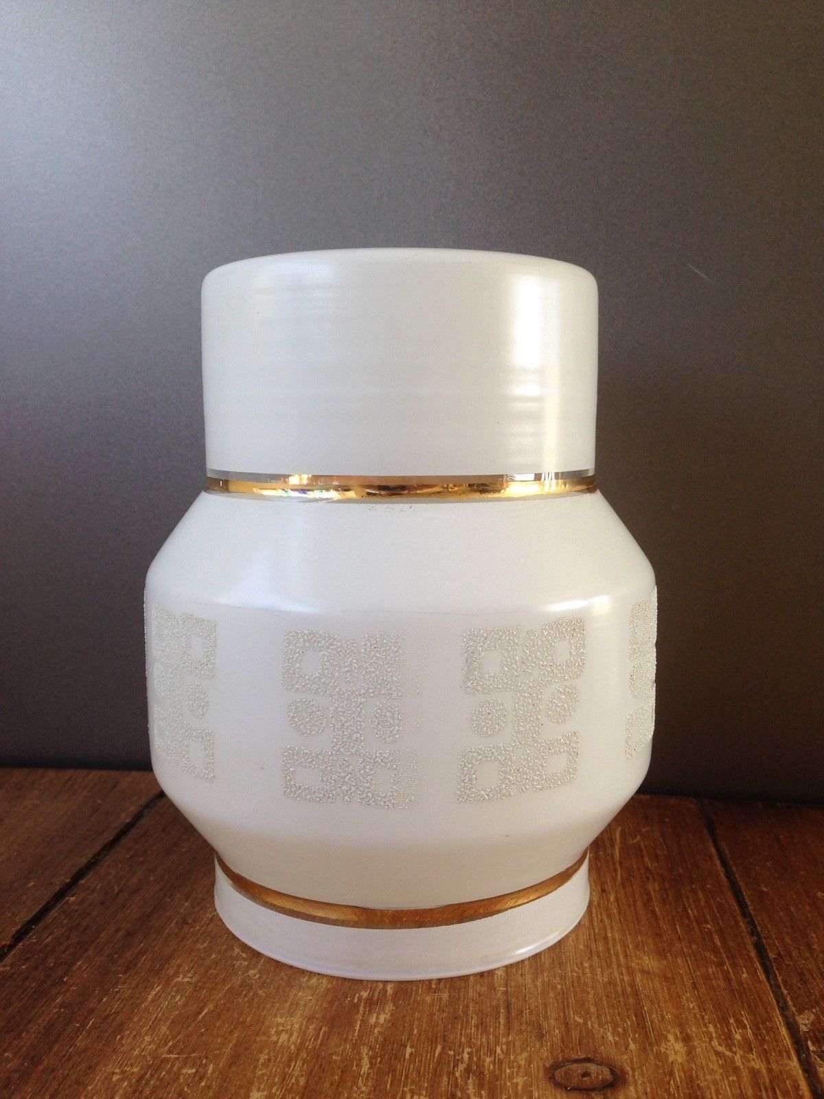 Super Retro 60s 70s Gold & White Abstract Glass Light Lamp Shade Mid Century