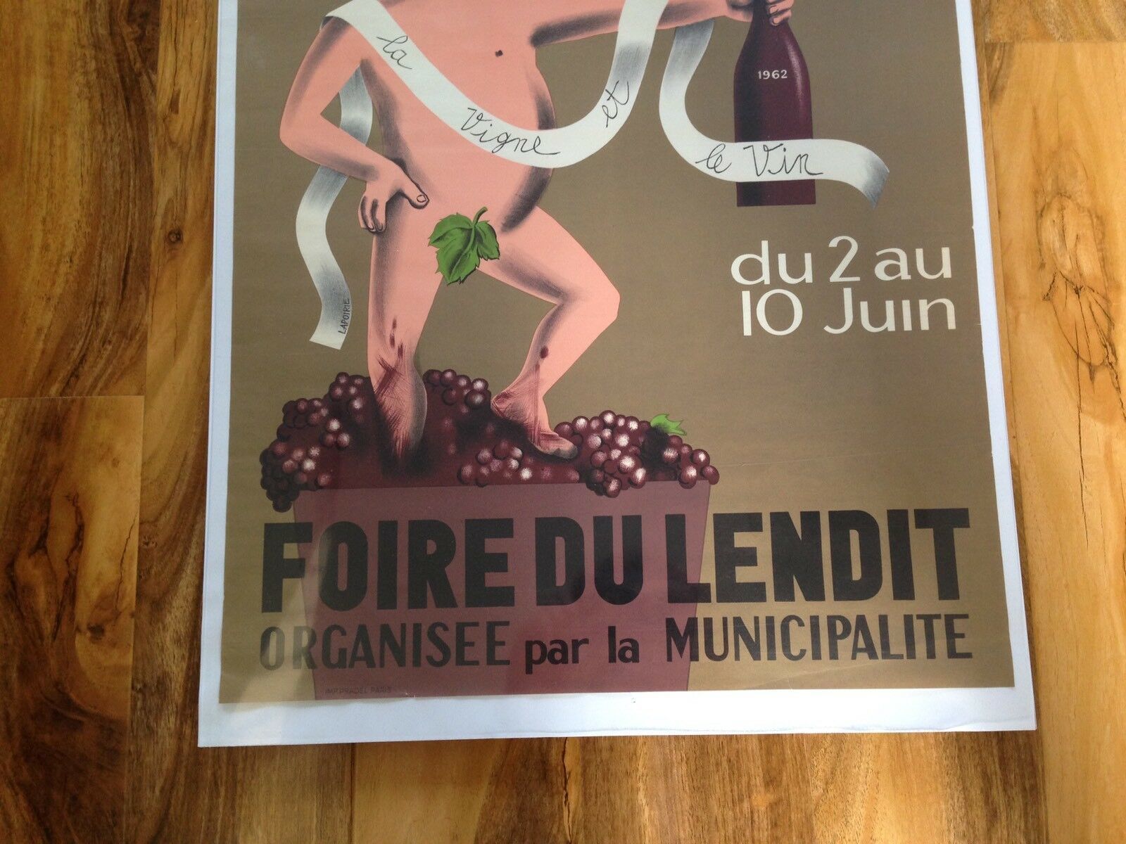 Unframed Large Original C1962 Saint Denis Foire Du Lendit French Poster Paris Mid Century La Vigne Et Le Vin The Vine & The Wine photo for sale