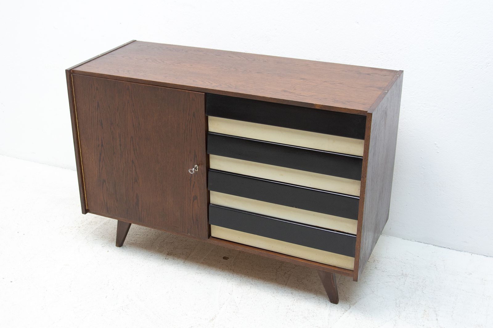 Mid Century Chest Of Drawers, 1960s photo vinterior