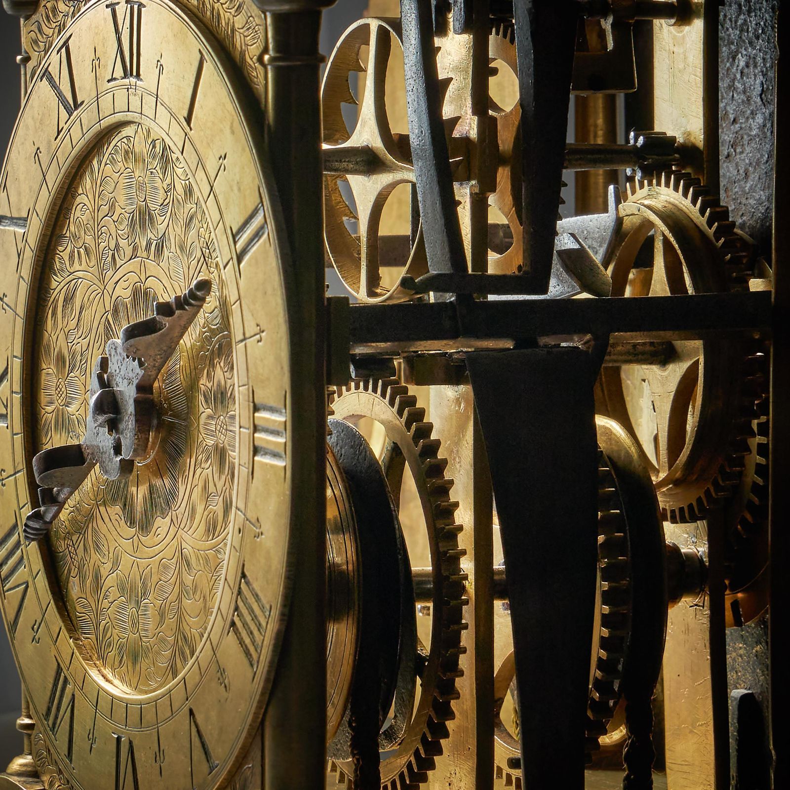 photo vintage 17th Century First Period Lantern Clock By William Sellwood – Original Balance