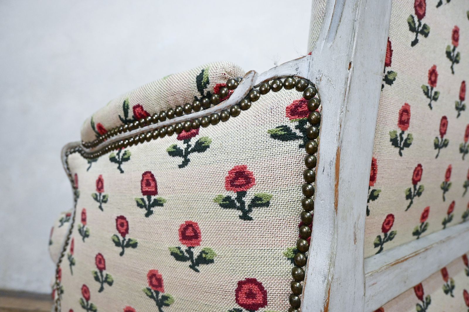 photo buy Louis XV Grey Painted Armchair   Jean Baptiste Lebas