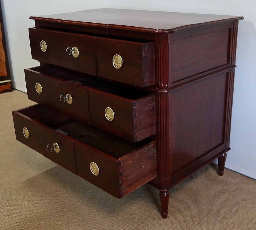 photo vintage Rare Chest Of Drawers, Louis XVI Period – 18th Century