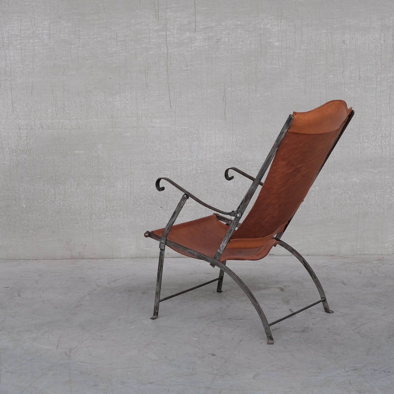 photo furniture Pair Of Mid Century Leather And Metal Folding Armchair