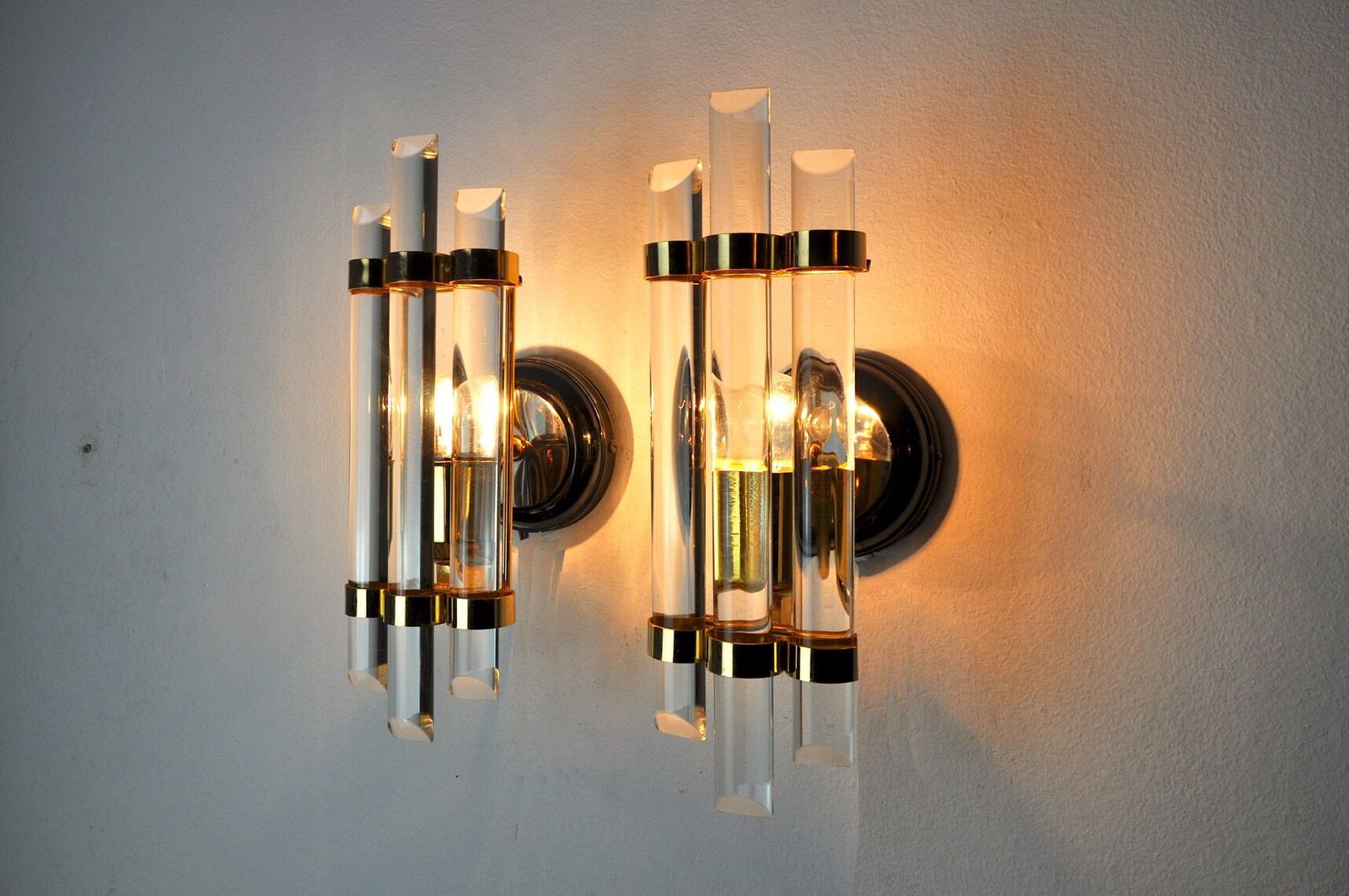 Pair Of Venini Wall Lamps In Talie Glass 1970 photo vinterior