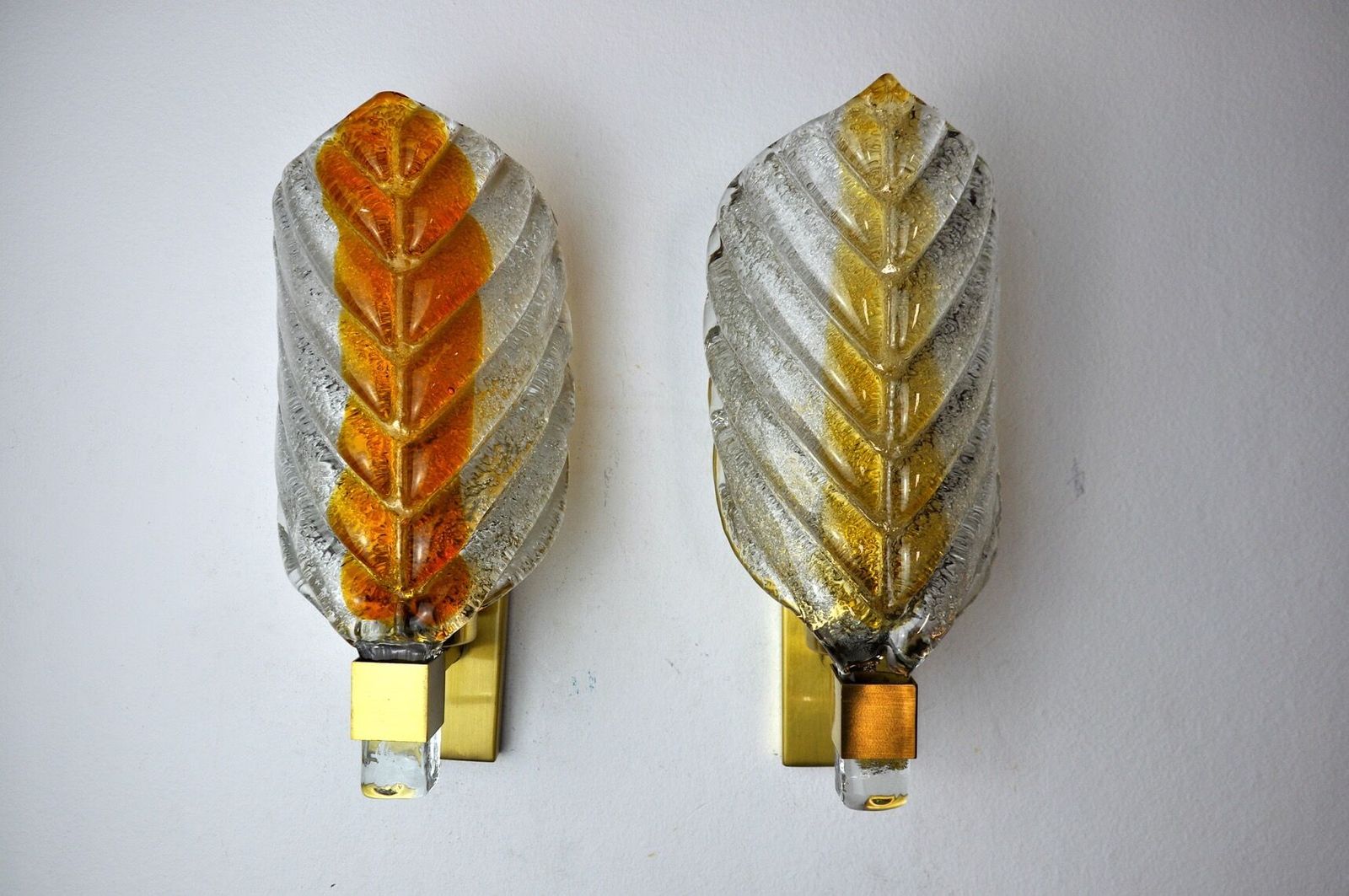 Pair Of Wall Lamps Leaves, Bicolore, Murano, Italy, 1970 photo furniture