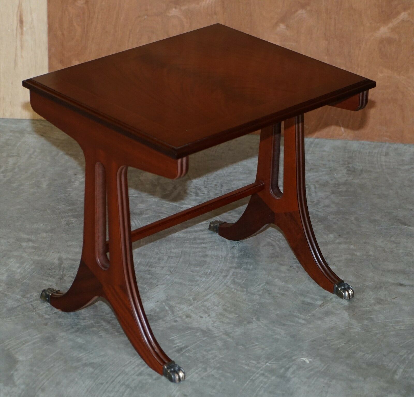 Vintage Nest Of Lions Hairy Paw Feet Flamed Mahogany Side End Lamp Wine Tables photo for sale