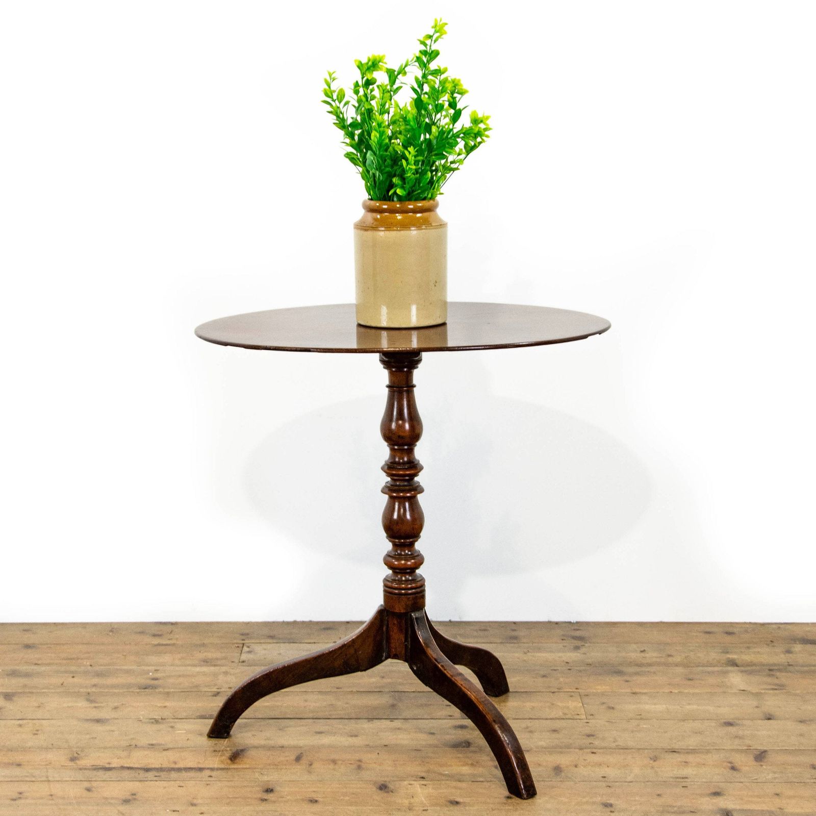 Antique Mahogany Oval Side Table
