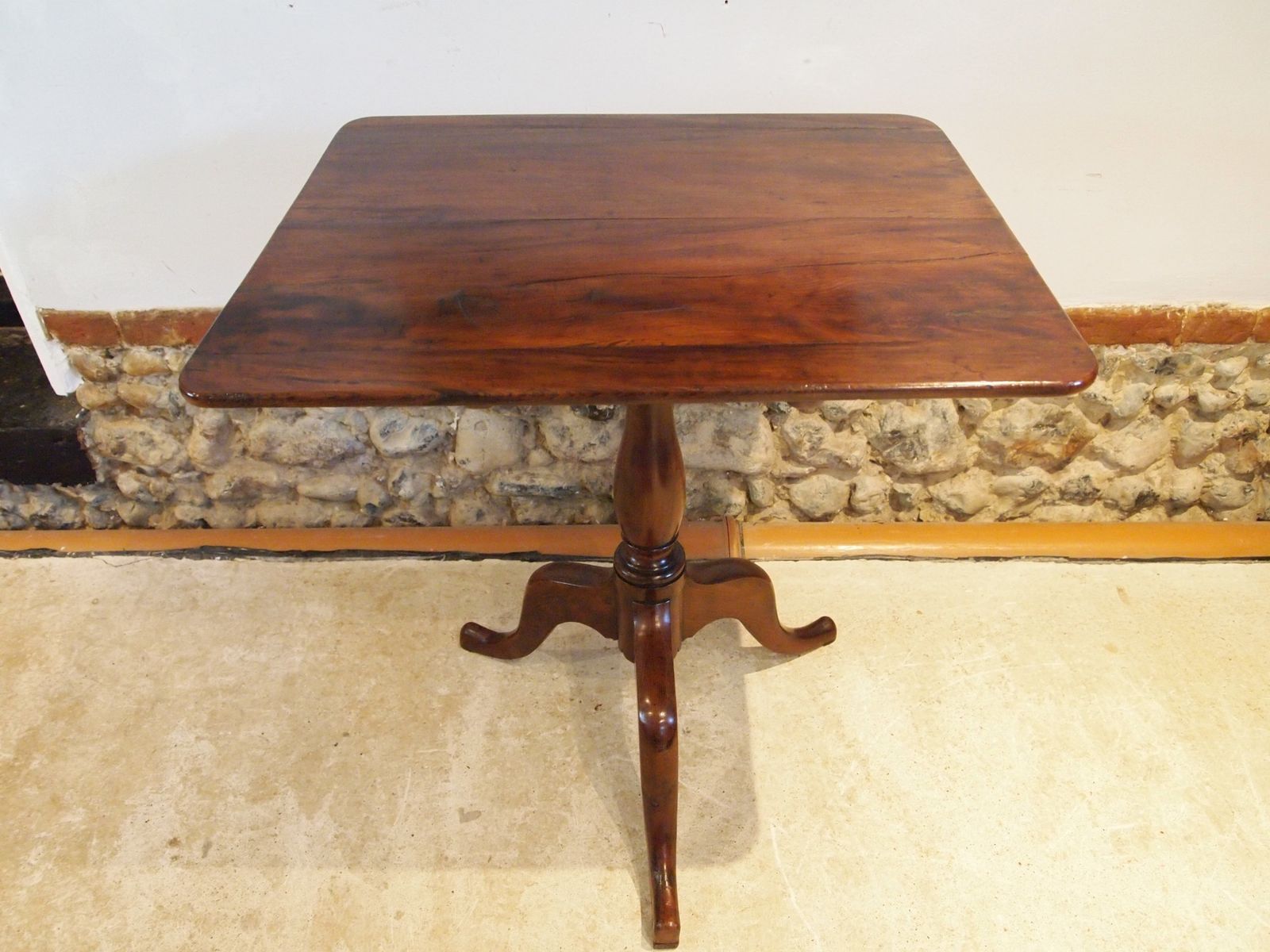 photo furniture Table Very Rare Gillows George III Yew Side Lamp Hall Wine C1780