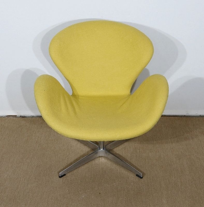 Swan Armchair, After A. Jacobsen – 1970s