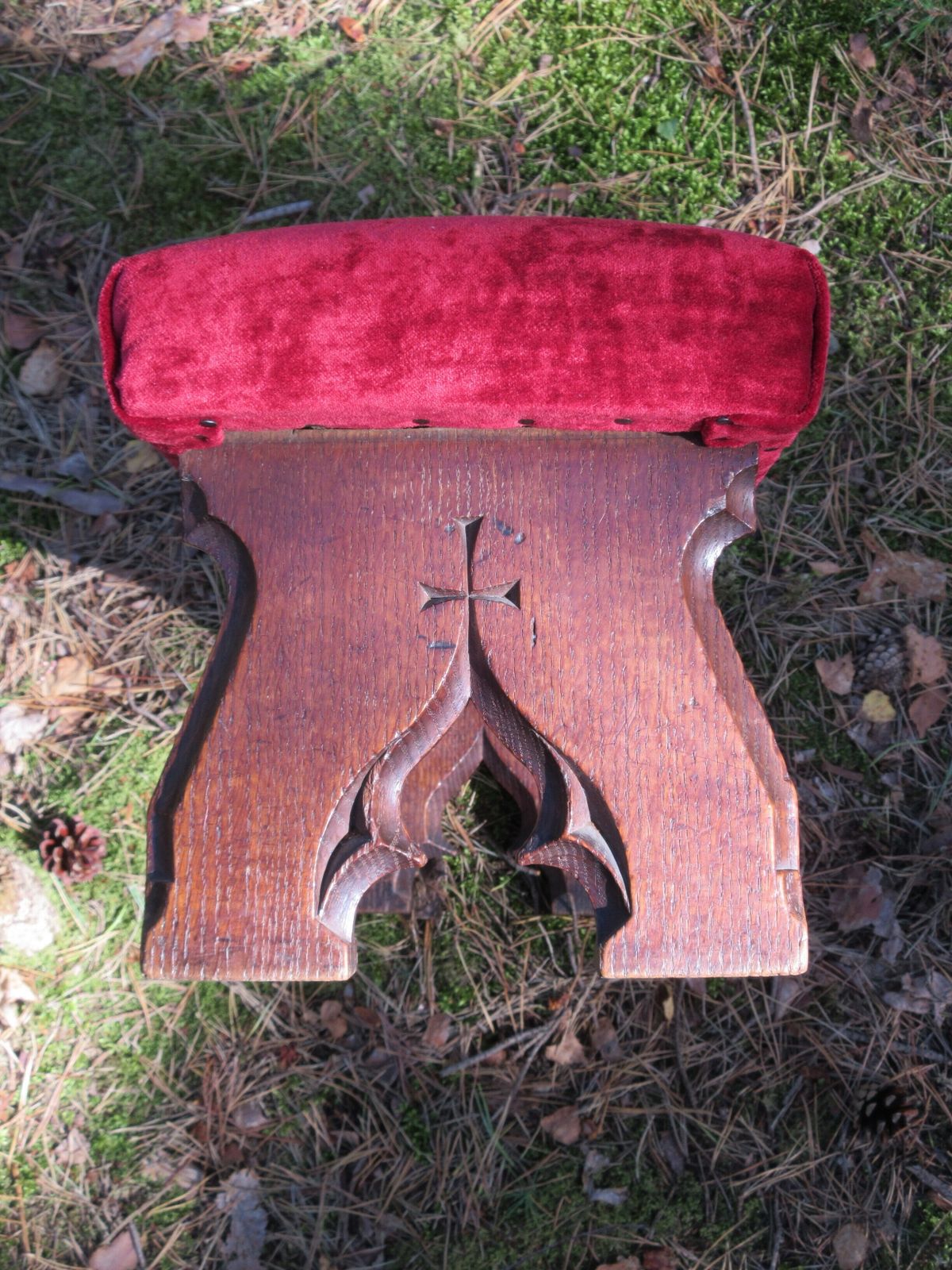 Gothic Oak Footstool In The Manner Of Awn Pugin, Circa 1850 photo for sale