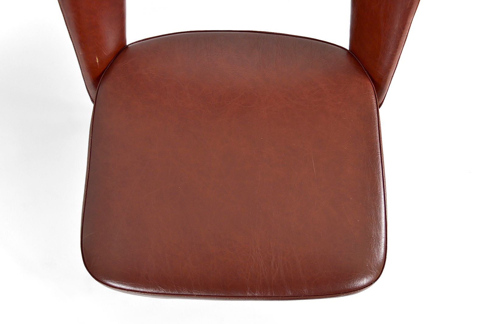 photo furniture Pair Of "Conference" Chairs In Chrome And Leatherette, Circa 1960