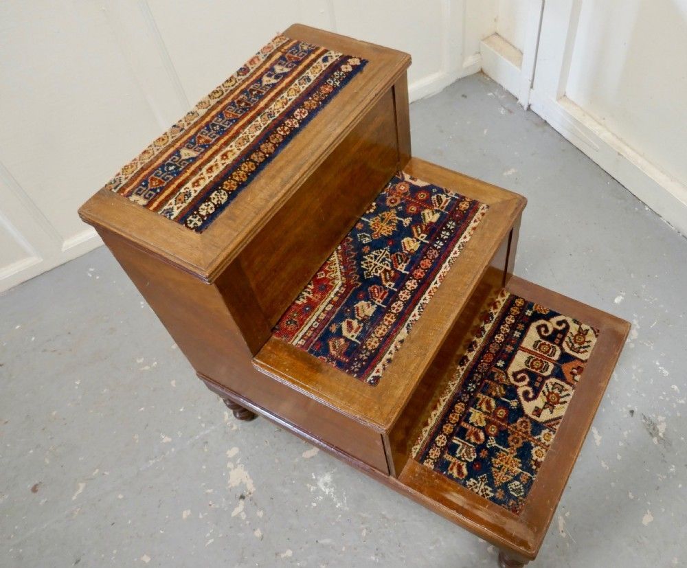 photo furniture Early Victorian Library Steps Or 3 Step Commode On Turned Legs