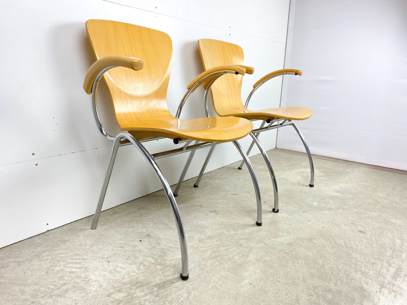 Set Of 2 Kimball Bingo Guest Chairs photo vintage