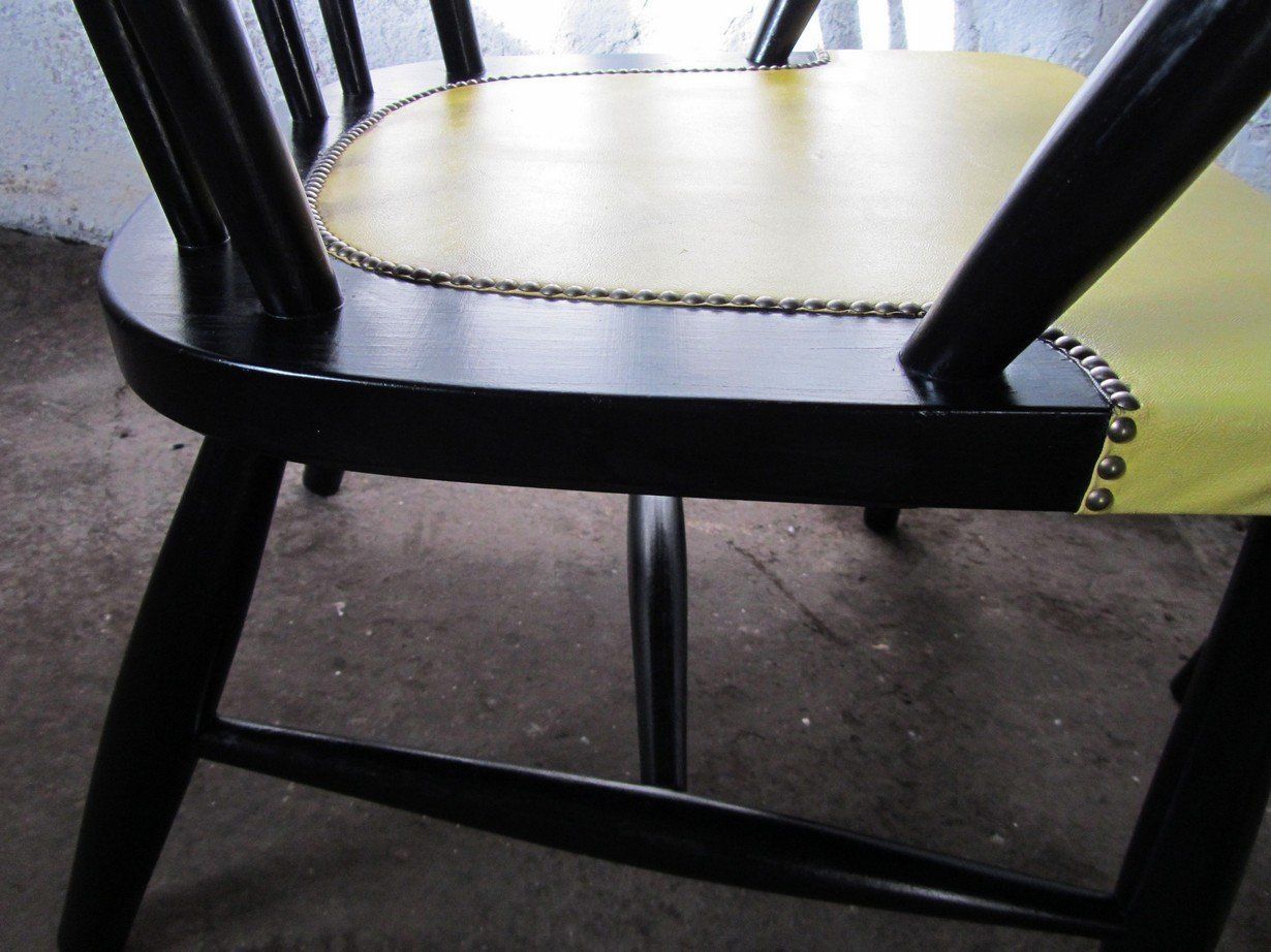 photo furniture Mid Century Spindle Back Armchairs, 1950s, Set Of 2