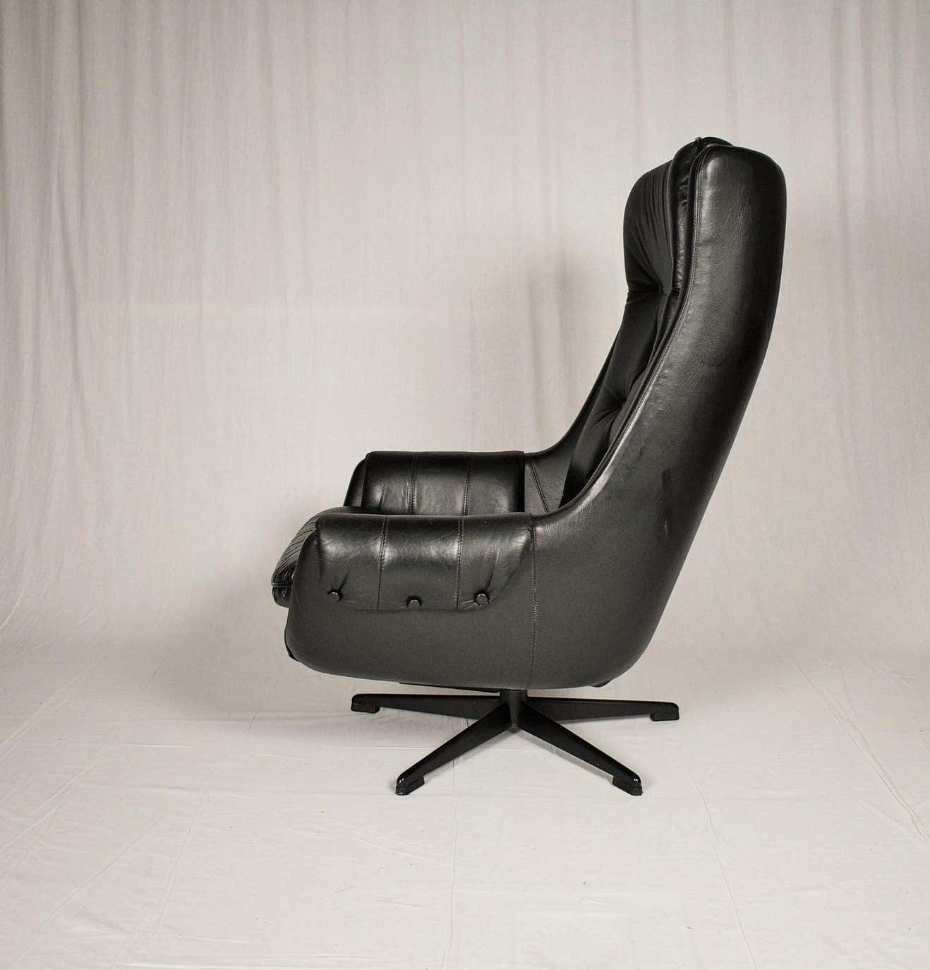 Design Scandinavian Leather Armchair / Lounge Chair By Peem, 1970s photo buy