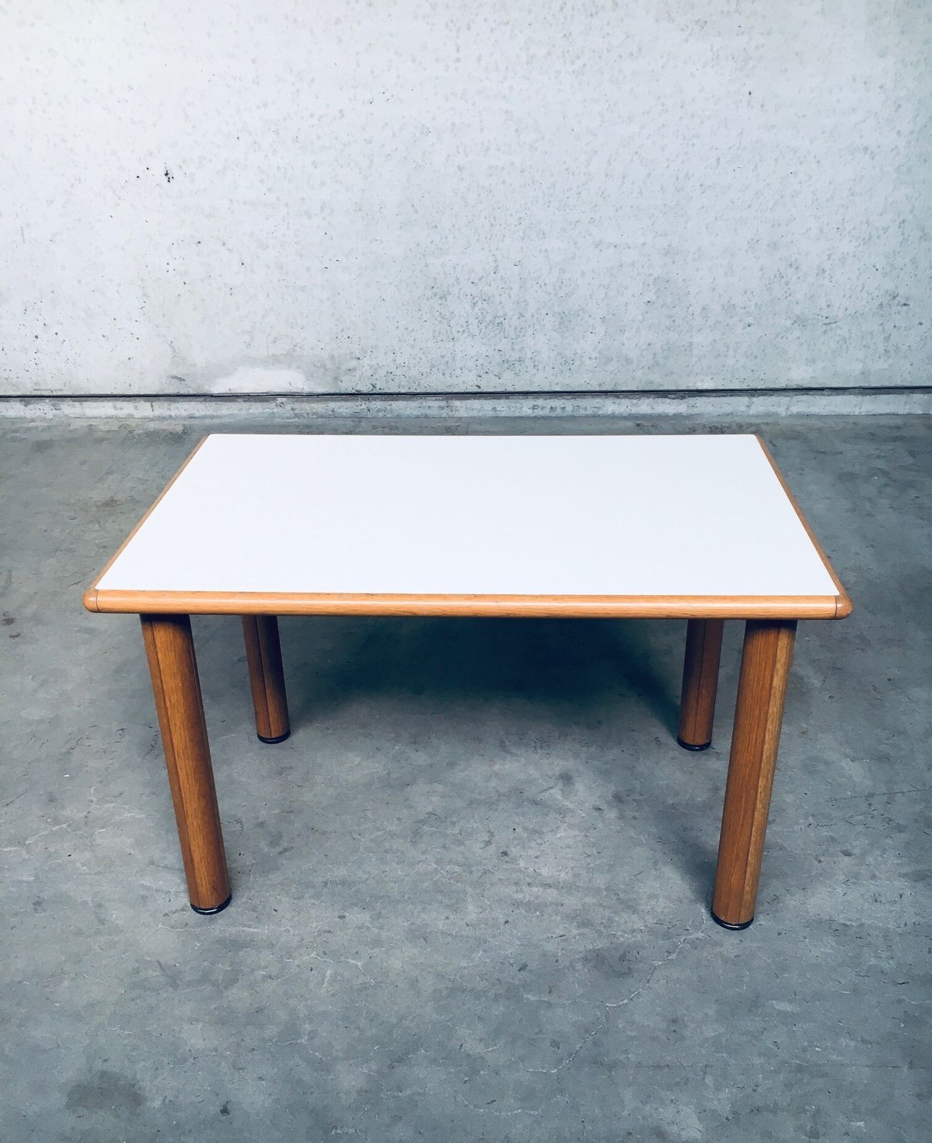 Postmodern Design Keukentafel Van Gamar, Italië, Jaren 1970 photo 992.0