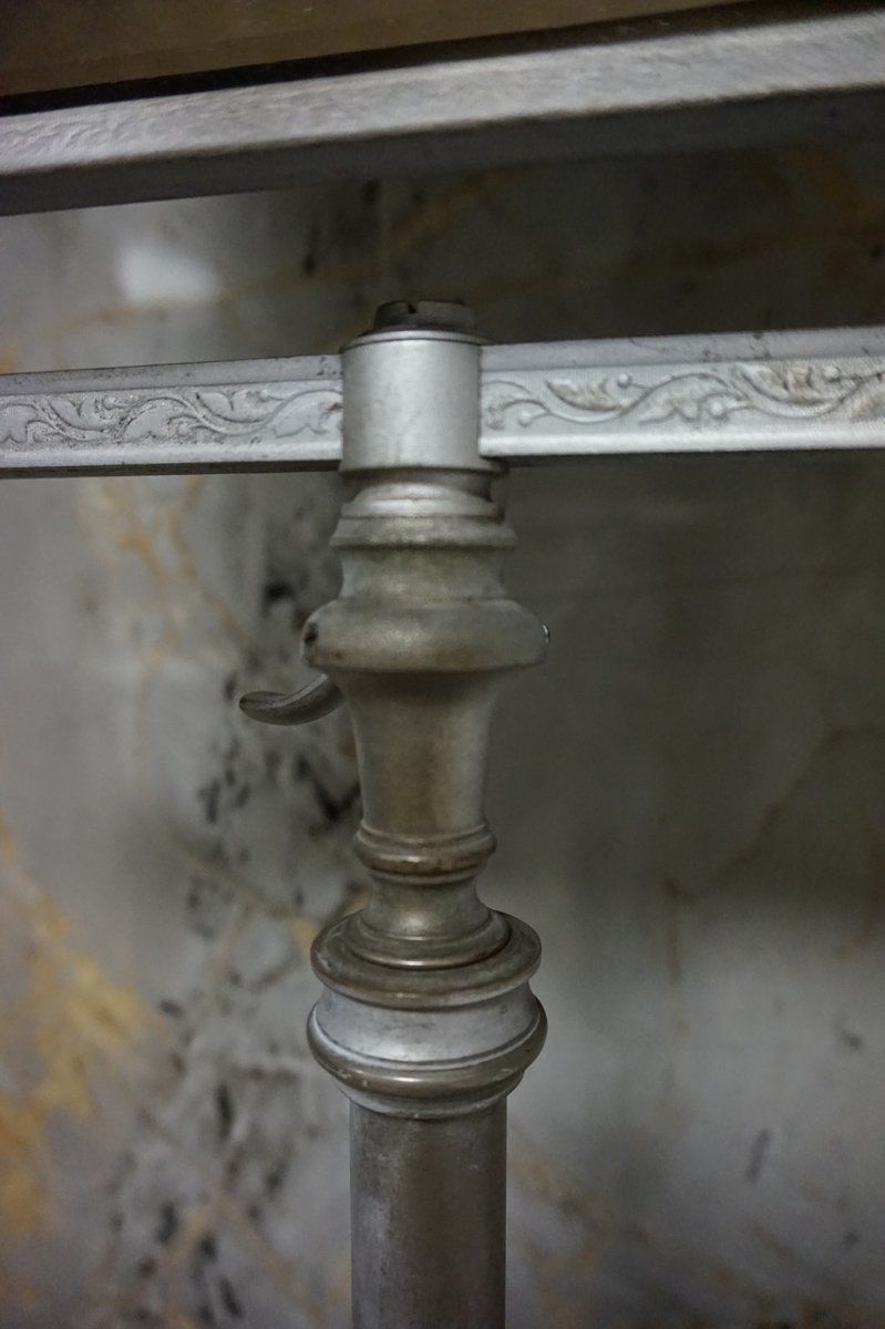 photo vintage Antique French Cast Iron Adjustable Shaving Stand