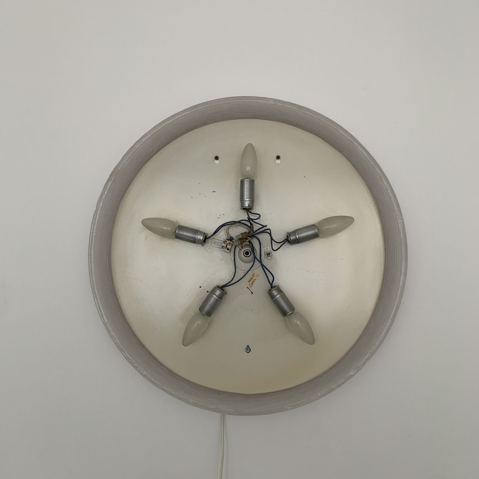 Hillebrand Lucite Spiegel Met Achtergrondverlichting, Jaren 1970 photo furniture