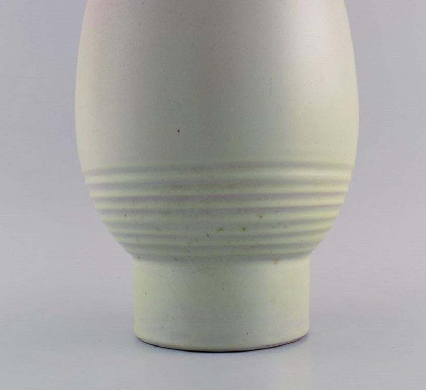 Bo Fajans, Sweden, Large Vase In Glazed Ceramics, Grooved Design, 1960s photo Home Decor