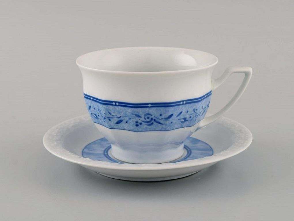 Rosenthal Classic Coffee Service For 10 People In Porcelain With Blue Ribbon photo 751.0