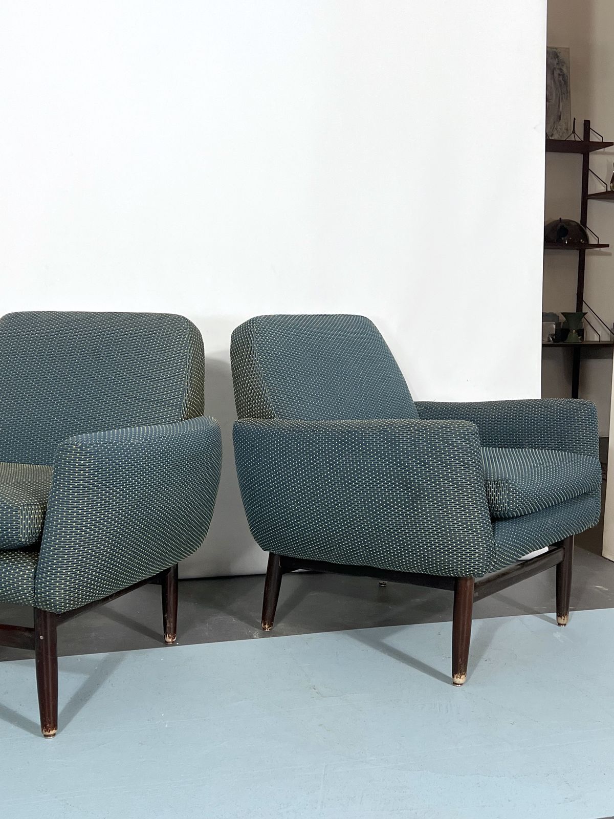 photo vintage Italian Mid Century Wood Modern Armchairs From 60s