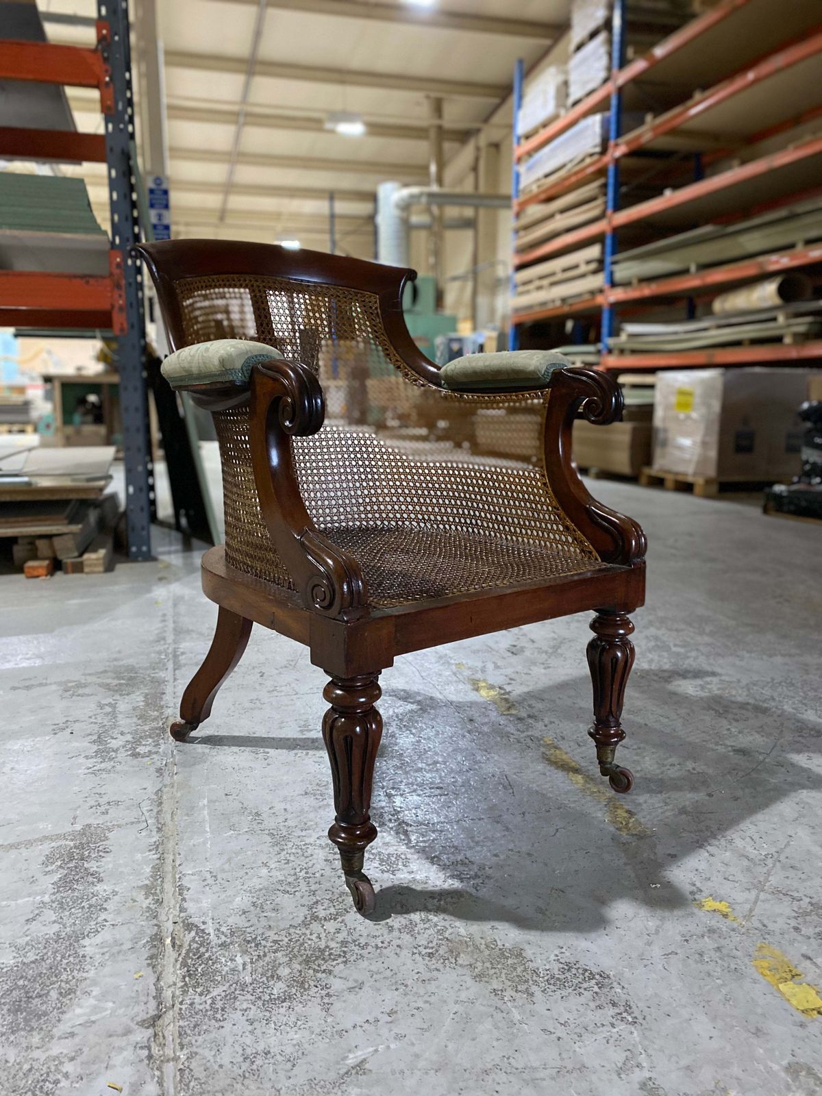 A Fine William IV Gentleman’s Reading Chair photo Furniture