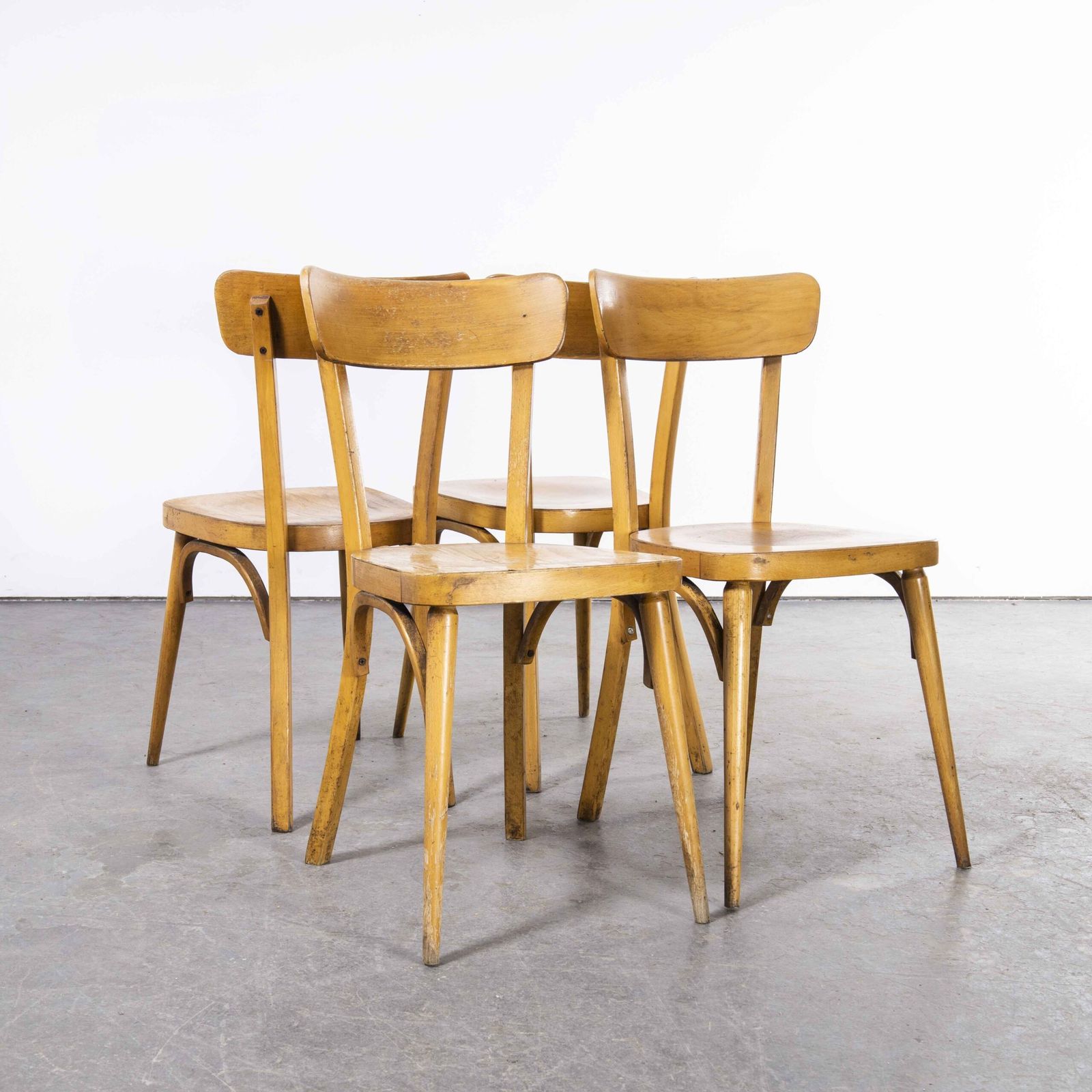 1950’s Baumann Bentwood Saddle Back Dining Chair – Honey – Set Of Four photo for sale