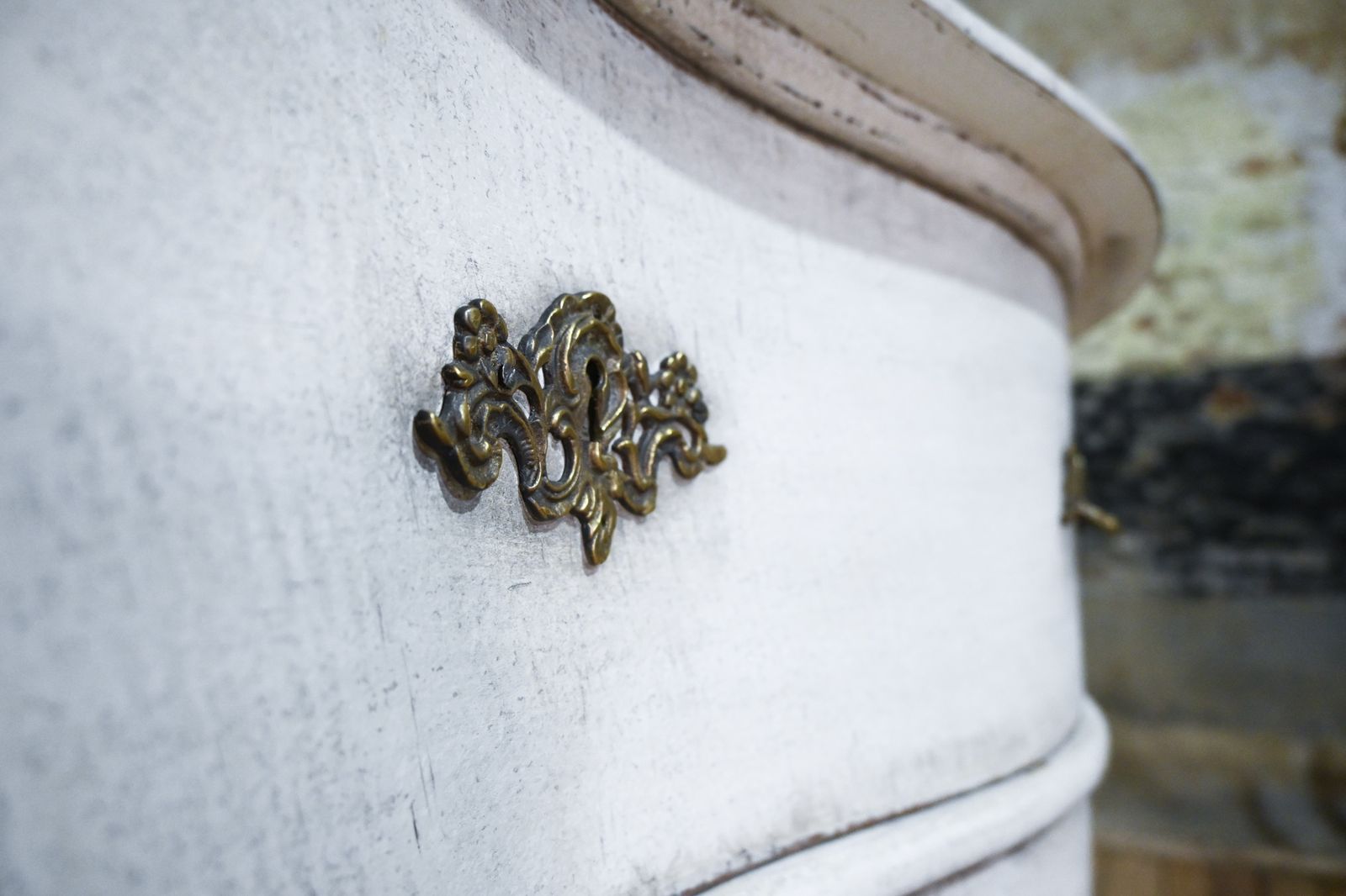 photo buy 19th Century German Rococo Serpentine Painted Commode