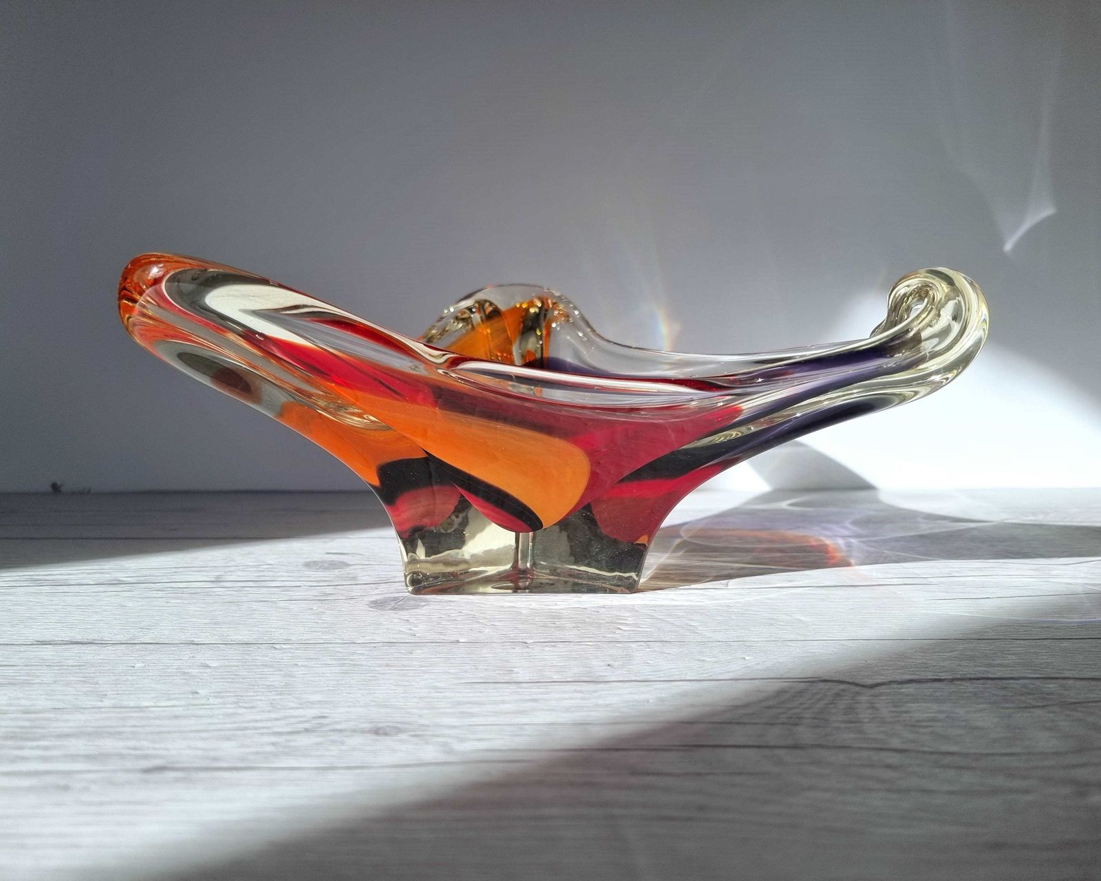 Iwatsu Hineri Glassworks, Sculpted Scarlet, Tangelo And Violet Stripe Tricorn Dish 1960s 70s photo for sale