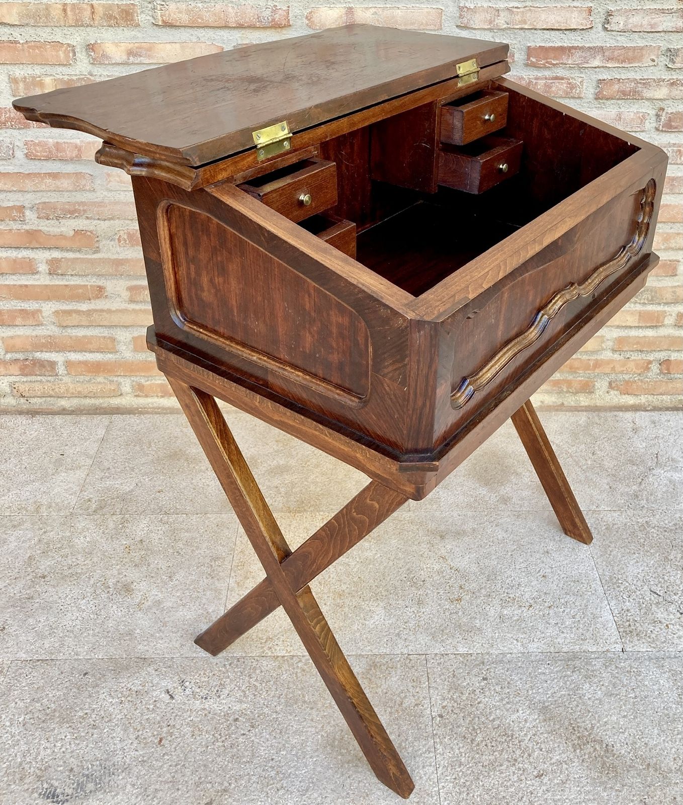 photo vintage Early 20th Century Walnut & Leather Secretary Desk