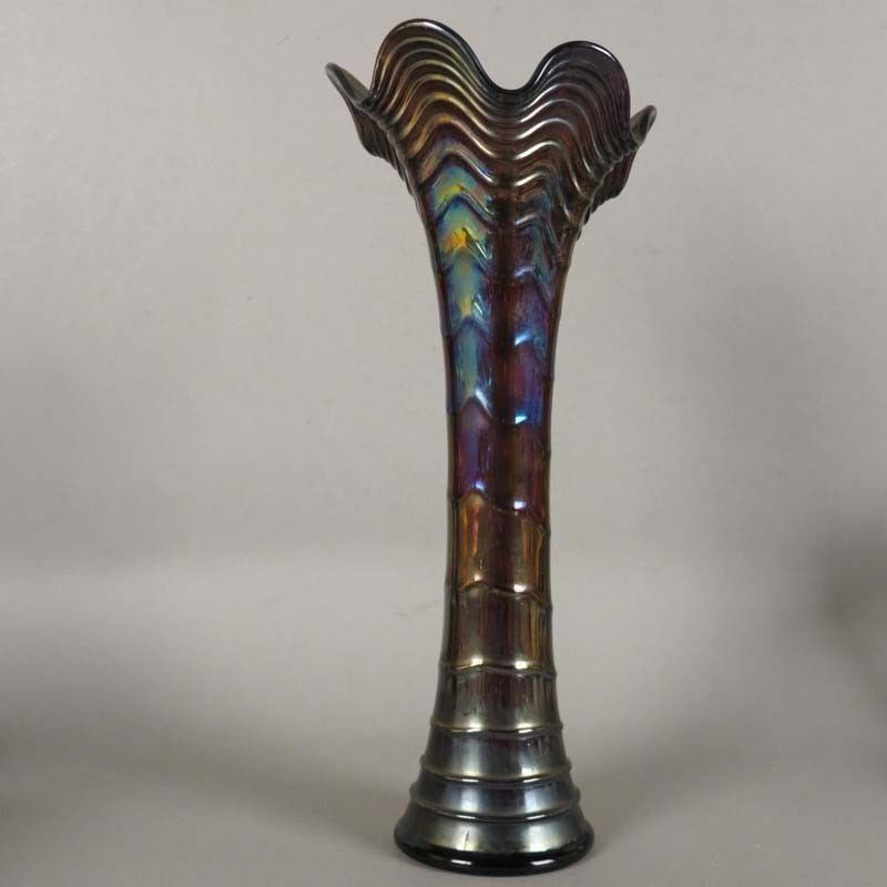 Iridescent Art Nouveau Glass Vase. Bohemia 1900   1920 photo 566.0