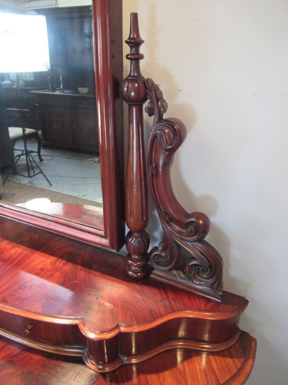 Attractive Victorian Mahogany Duchess Dressing Table photo Furniture