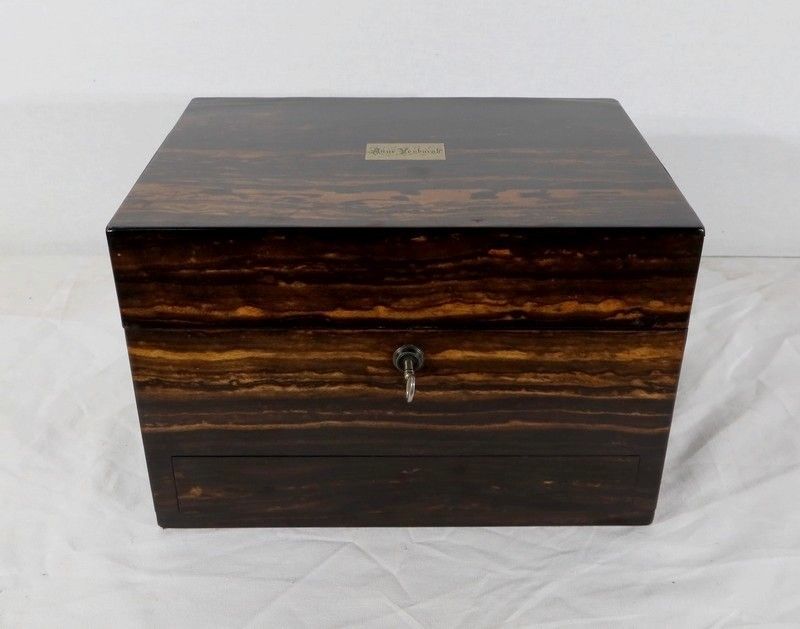 Toilet Box Signed "John Bagshaw & Sons", England   2nd Part Of The 19th Century photo furniture