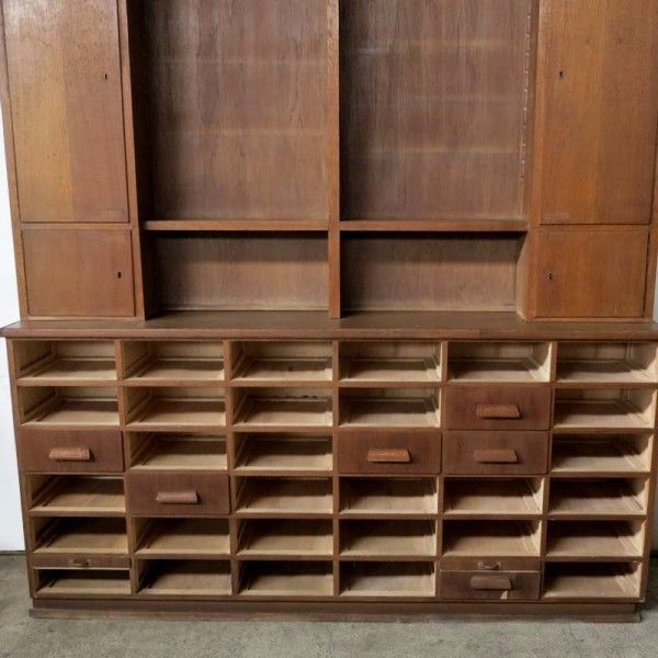 photo vintage Antique Pharmacy Cabinet With 45 Drawers 1900   1920