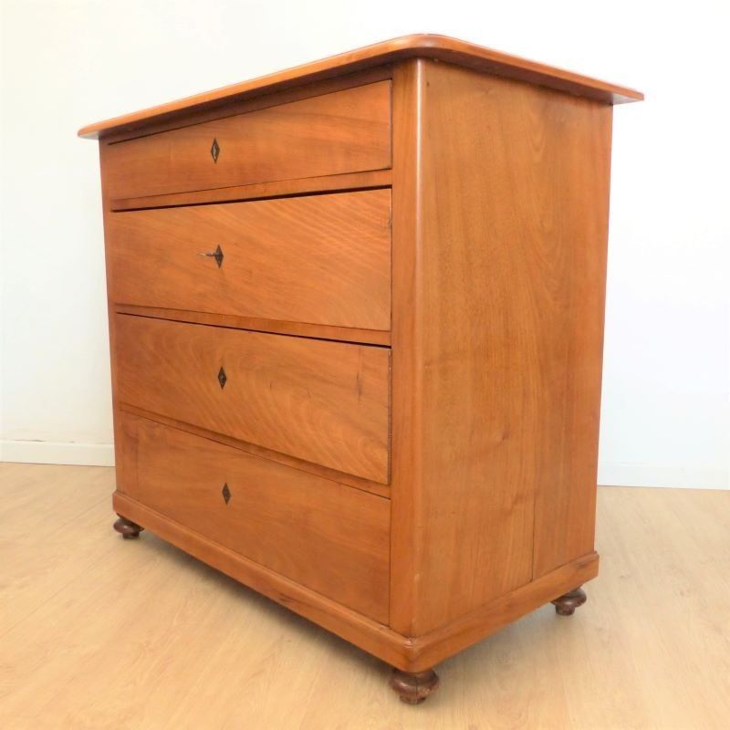 Antique Biedermeier Chest Of Drawers. 1820   1850 photo vinterior