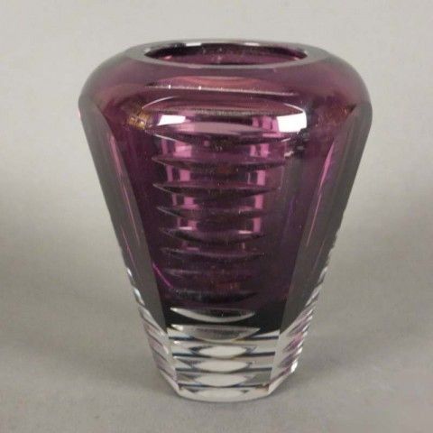 Vintage Purple Glass Vase. Checoslovaquia 1950   1959