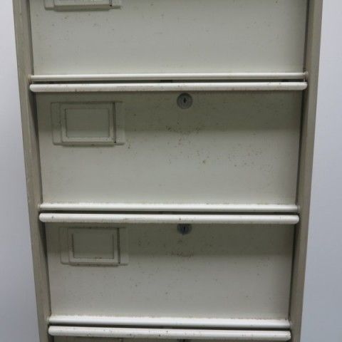 photo vinterior Industrial Cabinet Of Metal. 1960   1969