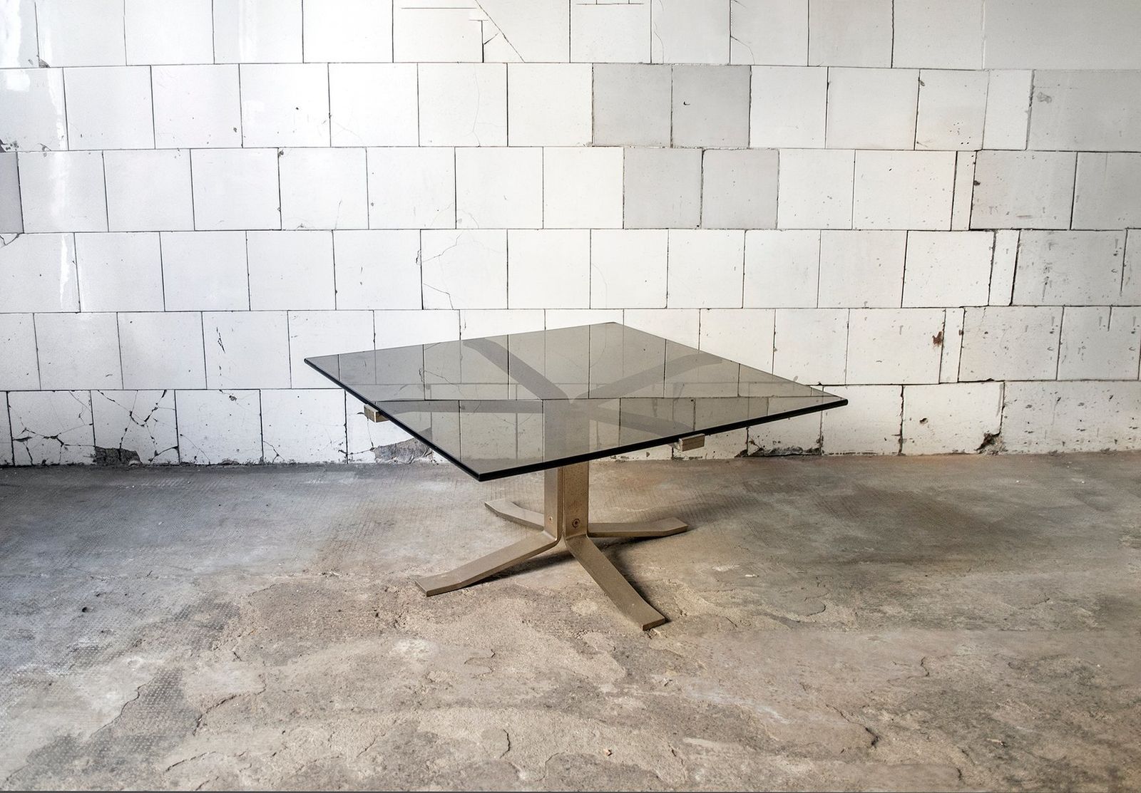 Italian Coffee Table By Gianni Moscatelli For Formanova, 1960s photo 1040.0