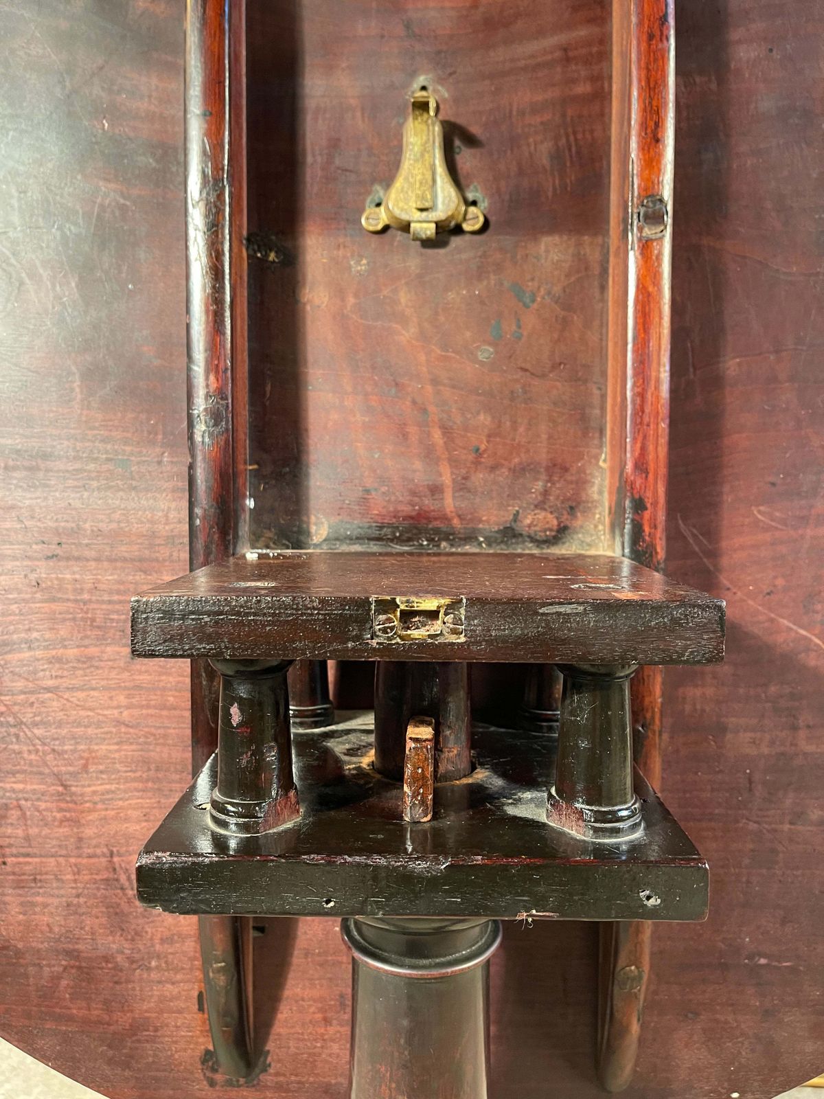 photo furniture Stunning Irish Plum Pudding Antique Georgian Mahogany Tilt Top Bird Cage Wine Table Circa 1760