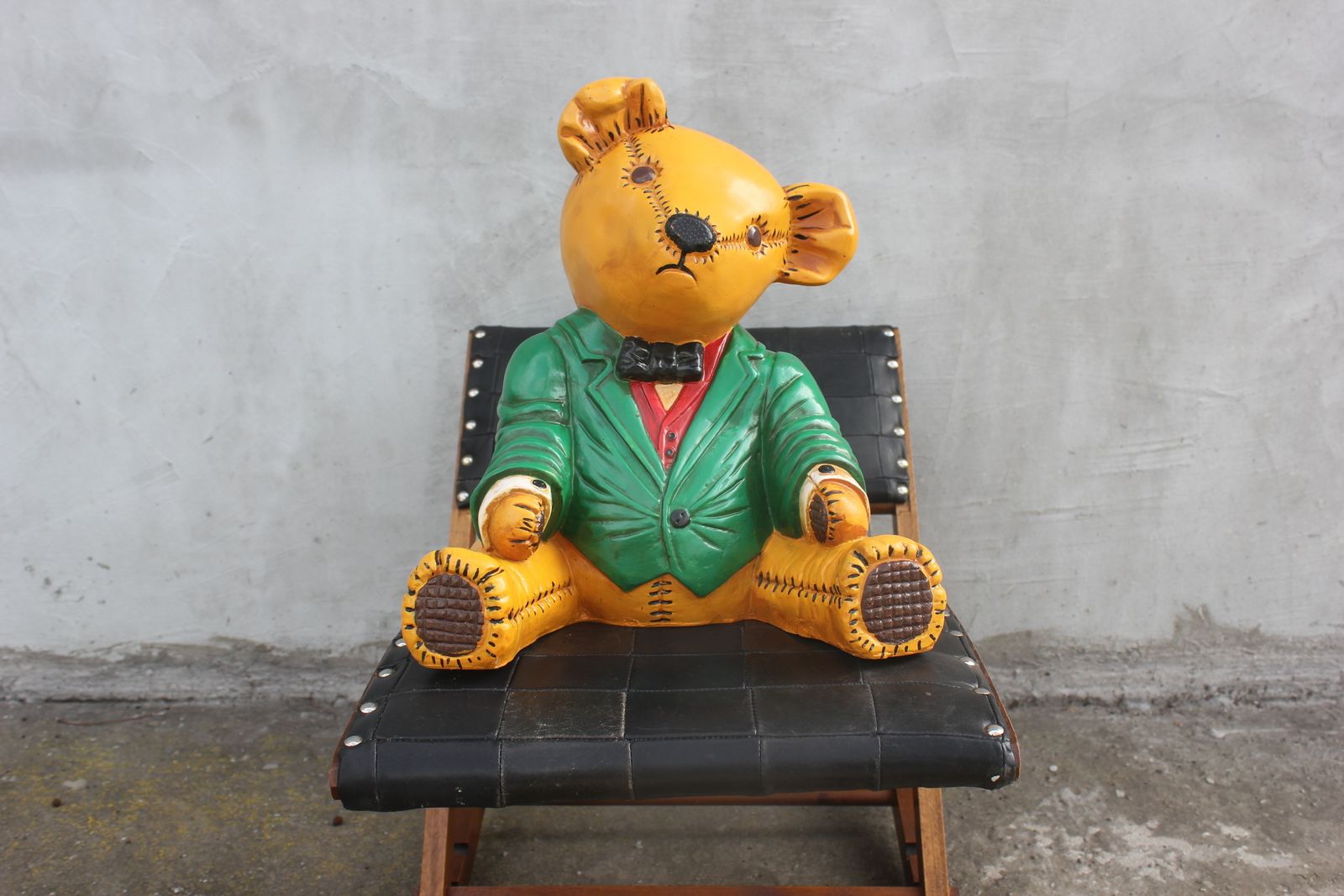Rare Large Ceramic Teddy Bear Figurine Big Terracotta Animal Statue Photo Studio Prop Christmas Photo Prop photo vintage