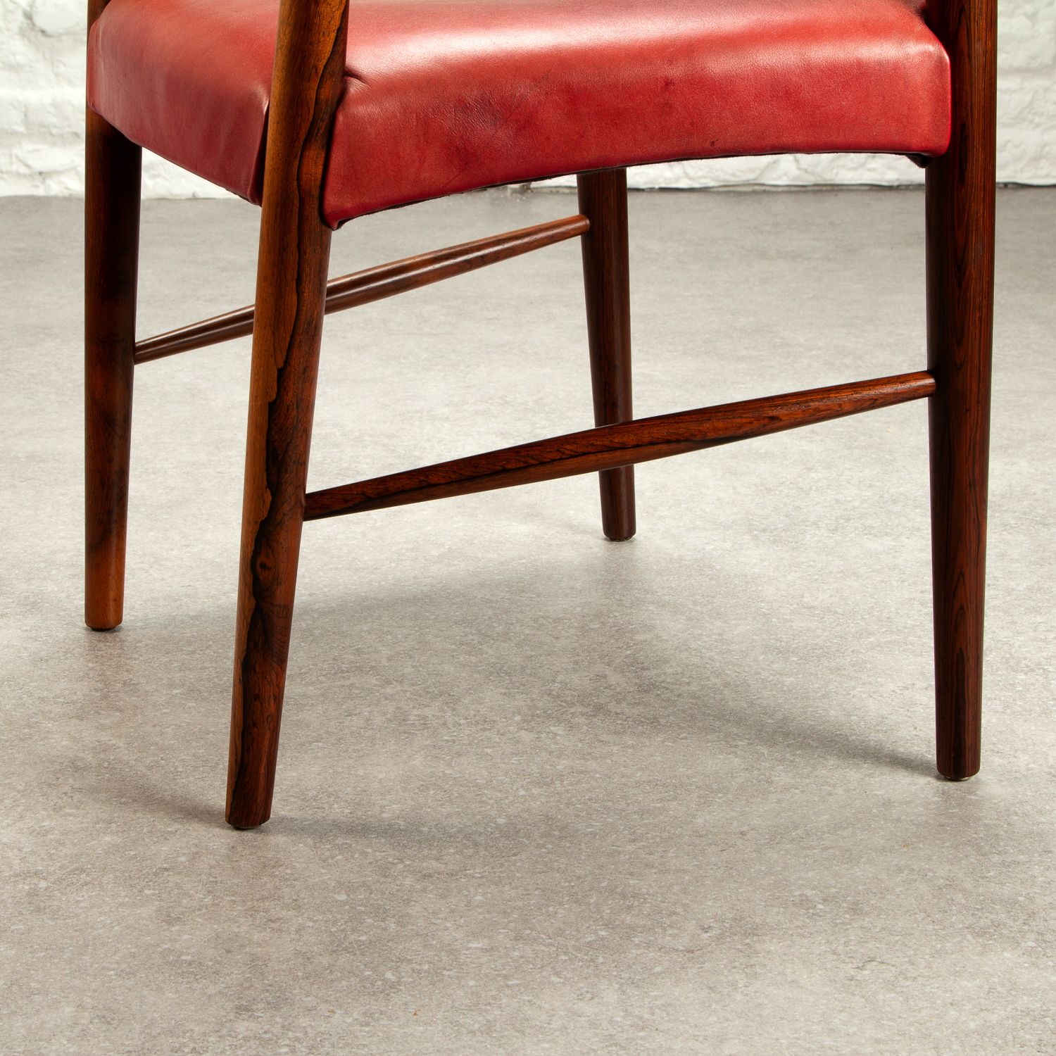 photo vinterior Model 223 Rosewood Armchair By Kurt Olsen, Denmark, 1950s