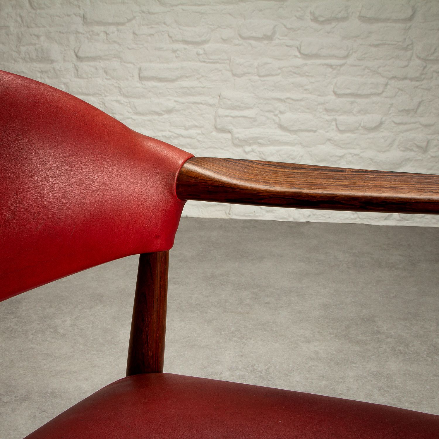 Model 223 Rosewood Armchair By Kurt Olsen, Denmark, 1950s photo buy