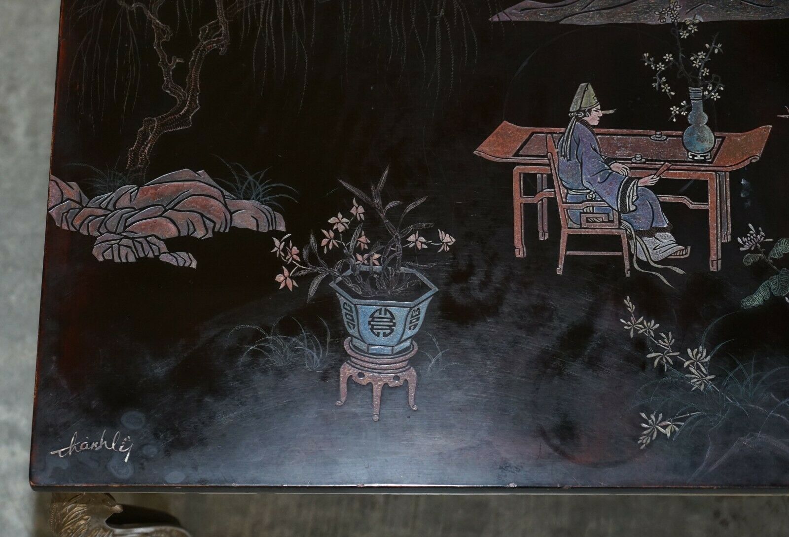 photo furniture Lovely Vintage Signed Hand Painted Chinese Oriental Coffee Cocktail Side Table