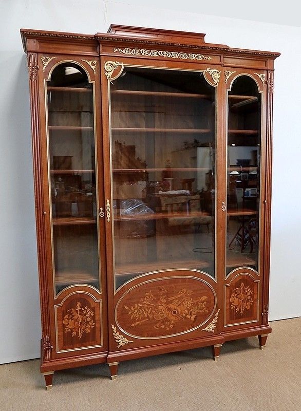 Important Property Library In Mahogany, Louis XVI Style – Late 19th Century